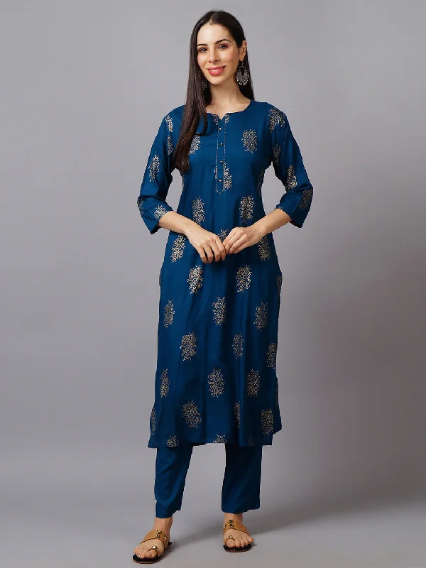 Women Peacock Blue Ornamental Printed Kurta With Pant