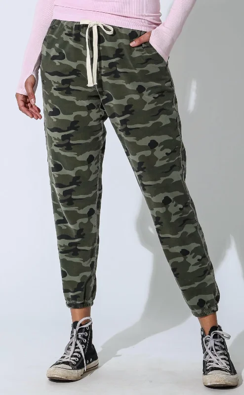 Ester Sweatpant In Camo Print