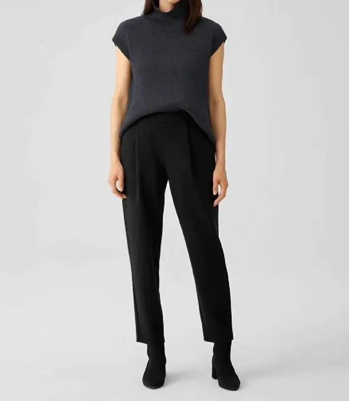 Taper Ankle Pant In Black